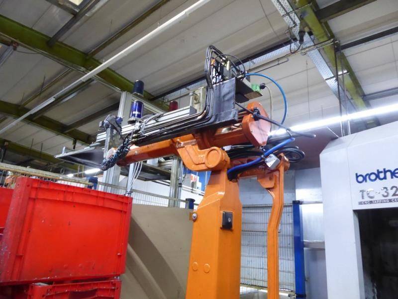 Robot ABB IRB 2400L